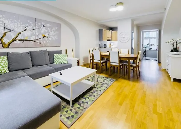 Tallinnhousing Knights And Nobility -3 Bdr Lejlighed *