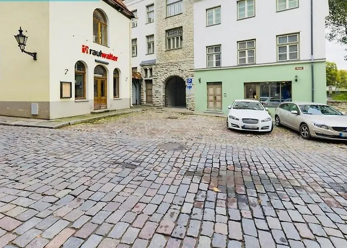 Tallinnhousing Knights And Nobility -3 Bdr Apartment *