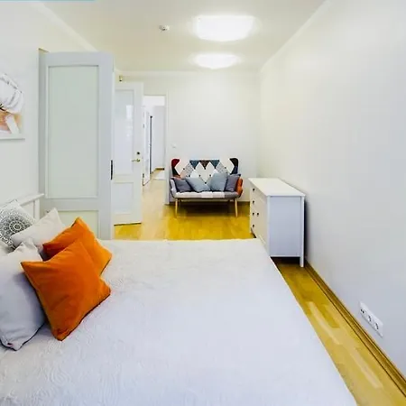 Apartamento Tallinnhousing Knights And Nobility -3 Bdr *